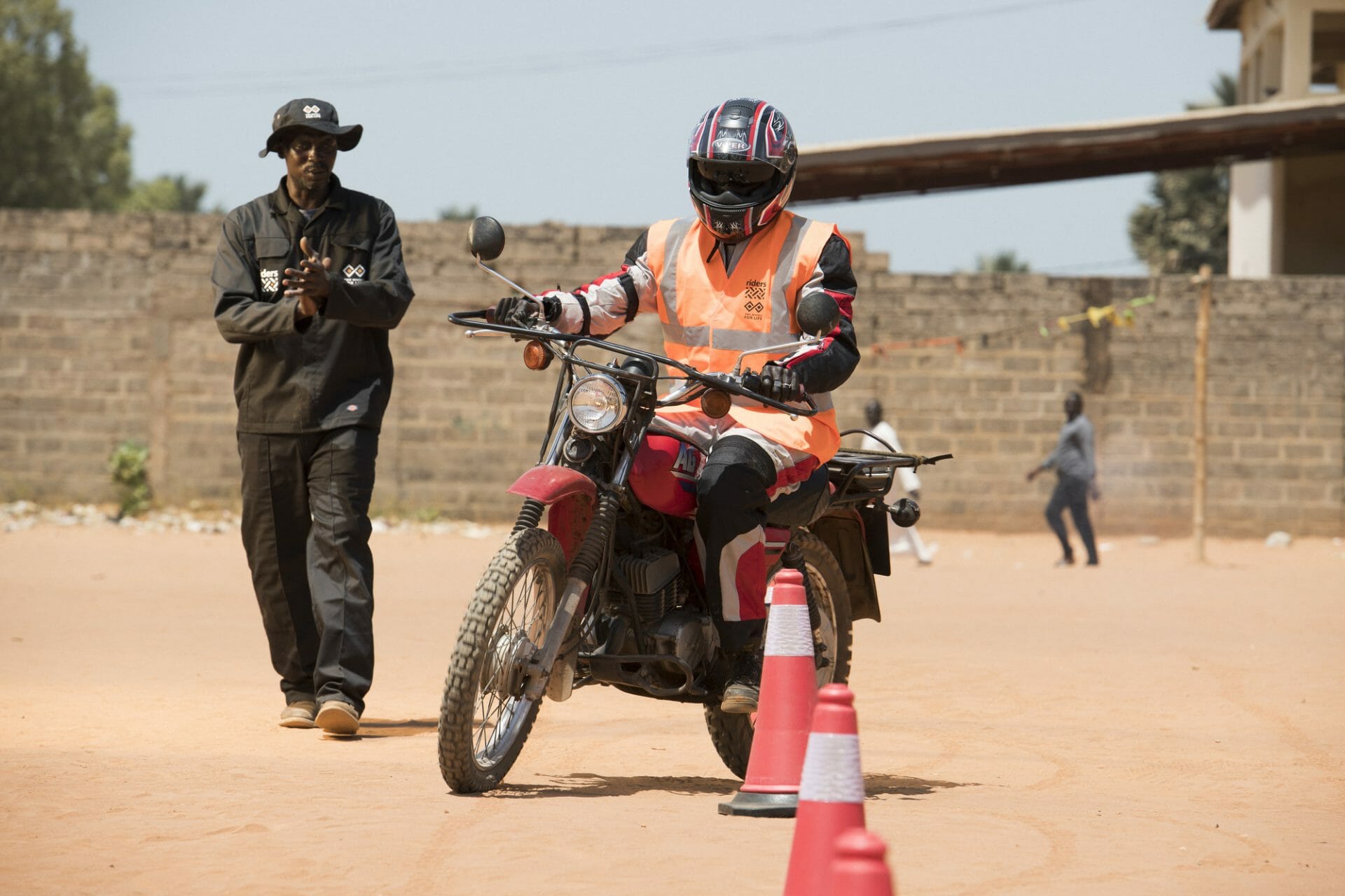 rider driving school